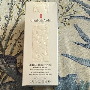 Elizabeth Arden Visible Brightening Capsules